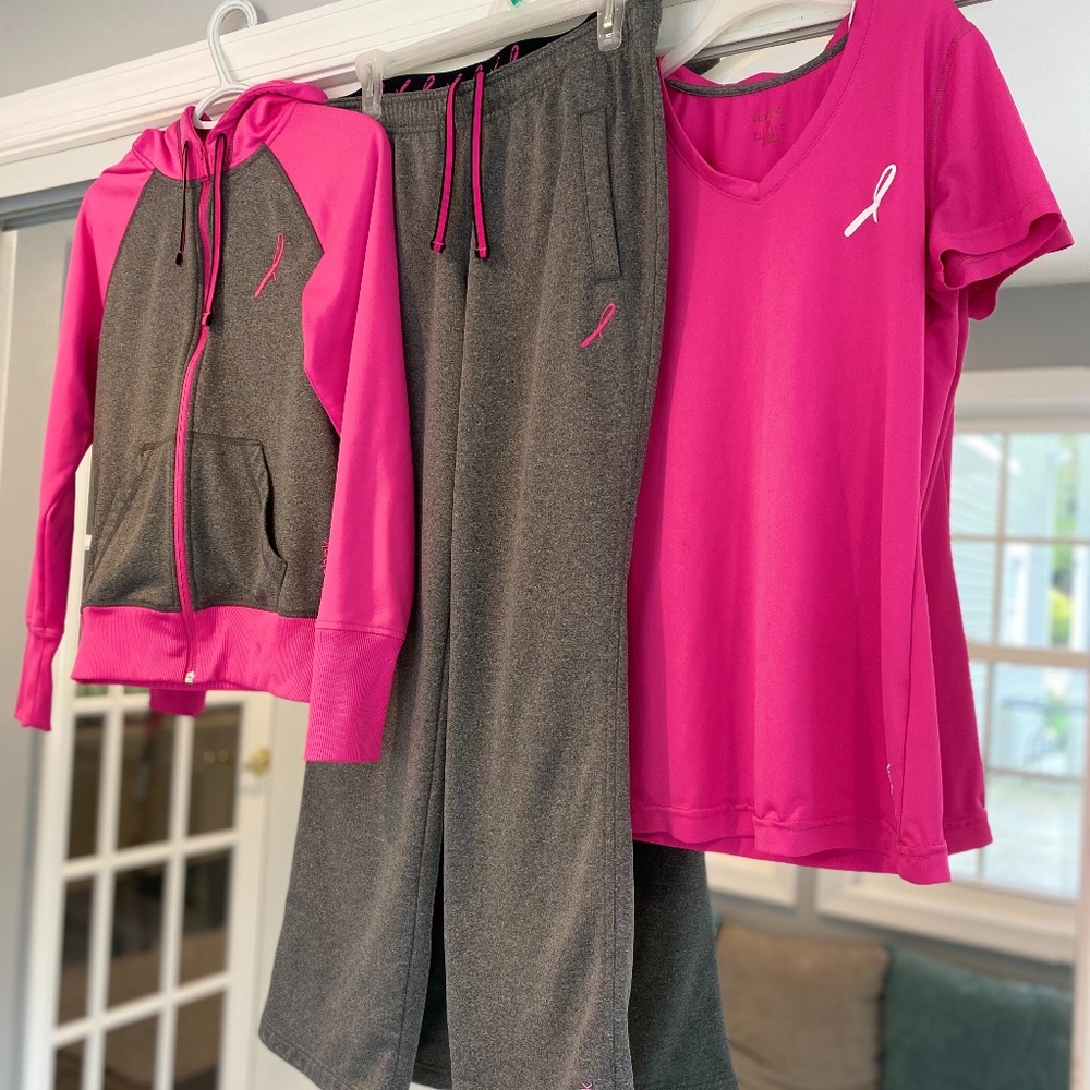 Women’s Reebok Breast Cancer Zip-up Hoodie, Sweatpants, and t-shirt Set